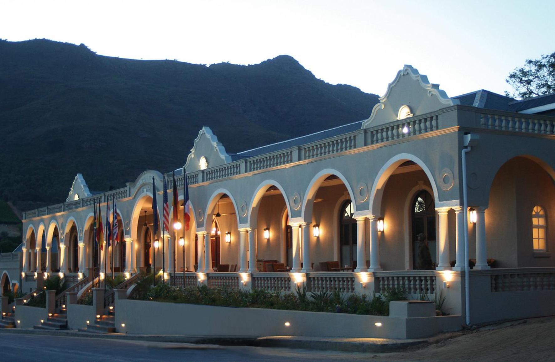 The Royal Hotel Riebeek-Kasteel Exterior photo